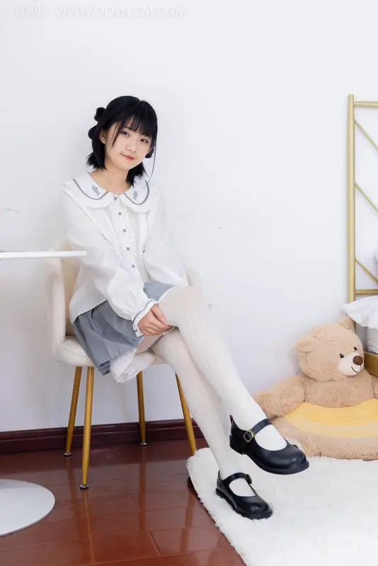 物恋传媒 NO.1528 暗月-夏日葡萄 11
