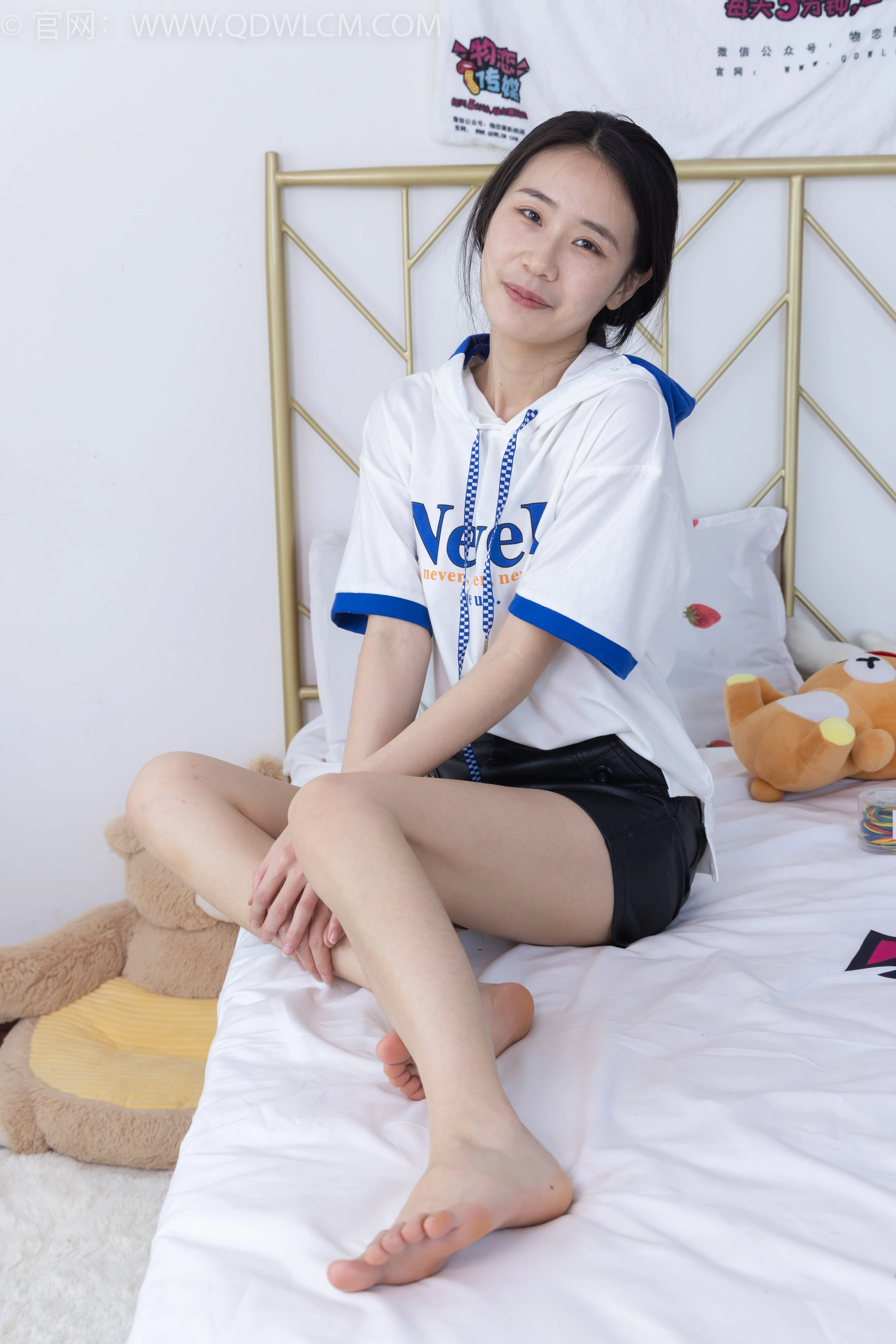 物恋传媒 NO.1530 菜菜-冬日雪花 2